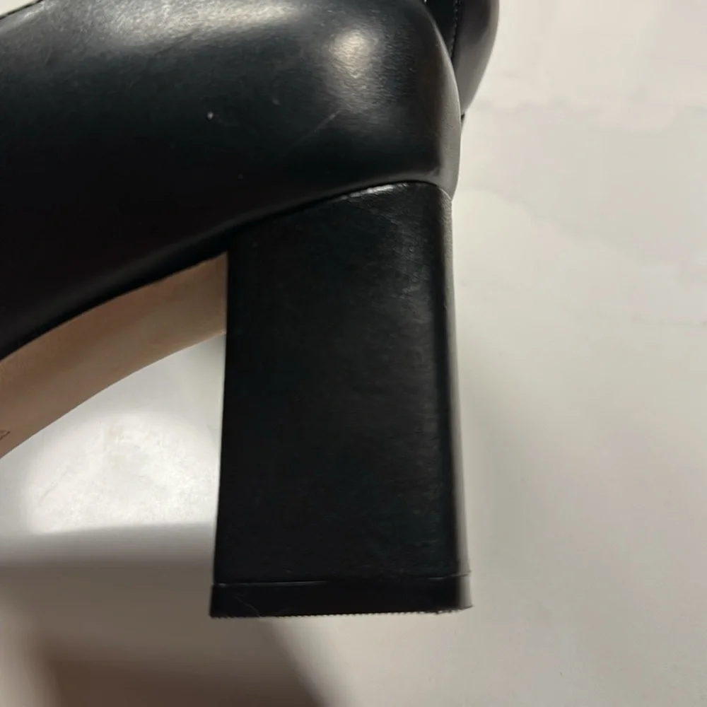 NWOT-Mark Fisher LTD 3” Heel Pointed Toe Leather Pump Shoes. Size 8M